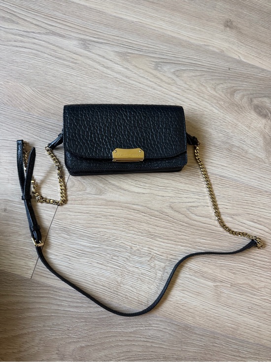 Burberry Handbags - Burberry Madison wallet on gold chain